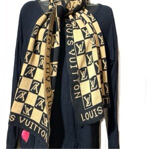 🌺Beautiful Stylish Scarf🌺